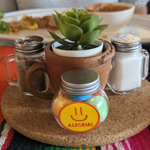 Buendia Breakfast & Lunch Café photo 3