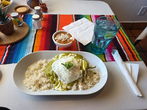 Buendia Breakfast & Lunch Café photo